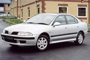 1995 Carisma Hatchback