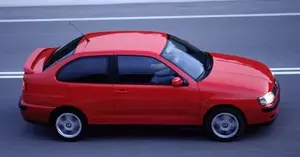 1999 Cordoba Coupe I (facelift 1999)