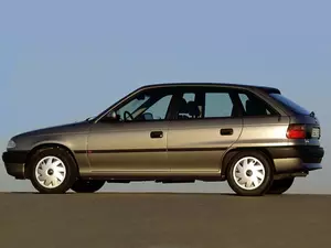 1991 Astra Mk III CC